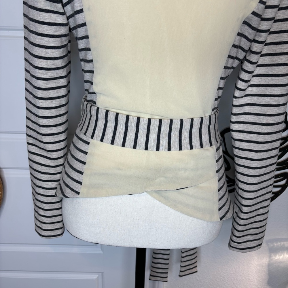 NWT Ark & Co. Belted Blazer/Jacket - Picture 14 of 14